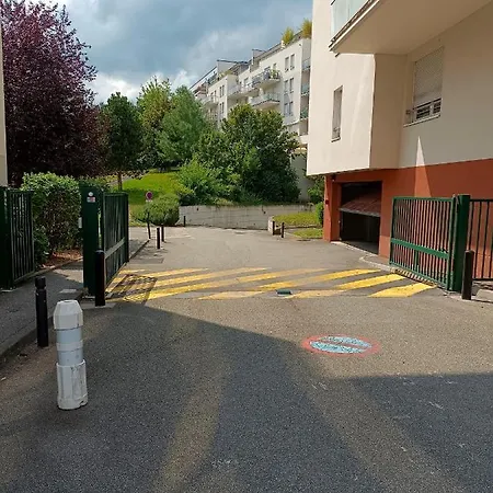 Le Belvedere Vue & Calme Апартаменты *